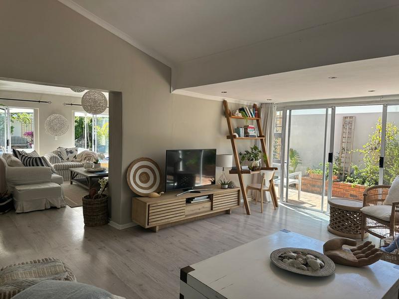 3 Bedroom Property for Sale in Hout Bay Western Cape